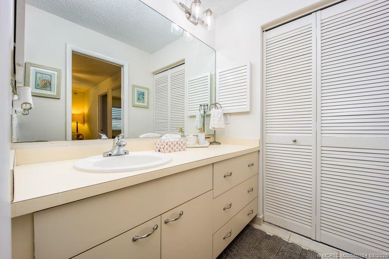 1550 NE Ocean Blvd B304