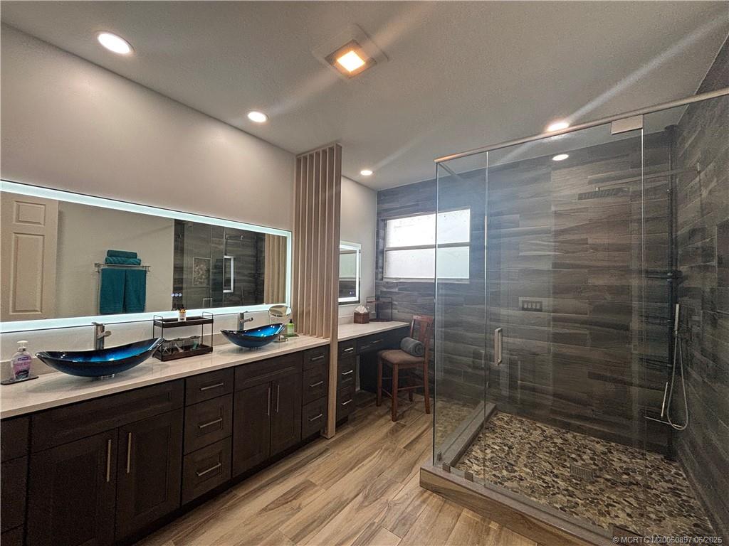 262 SW Walking Path 262