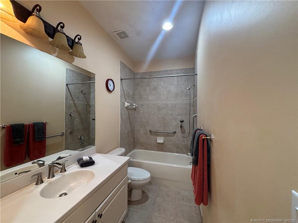 262 SW Walking Path 262