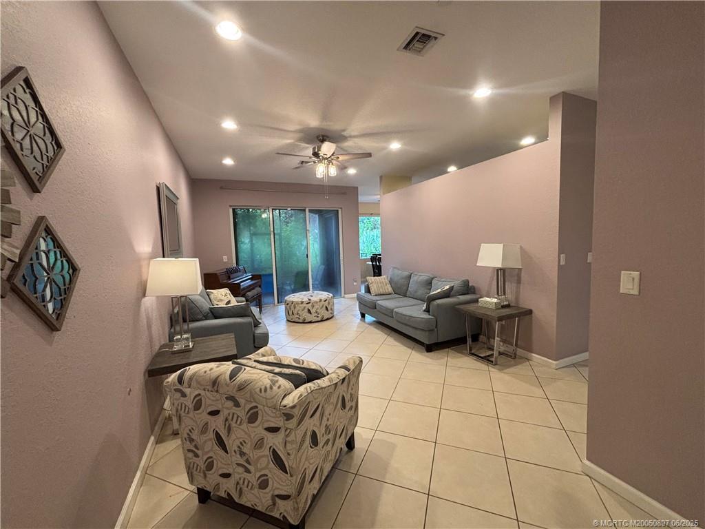 262 SW Walking Path 262