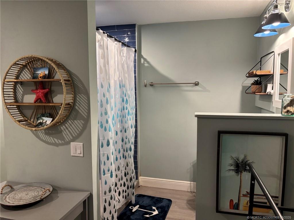 1074 NE Orange Avenue