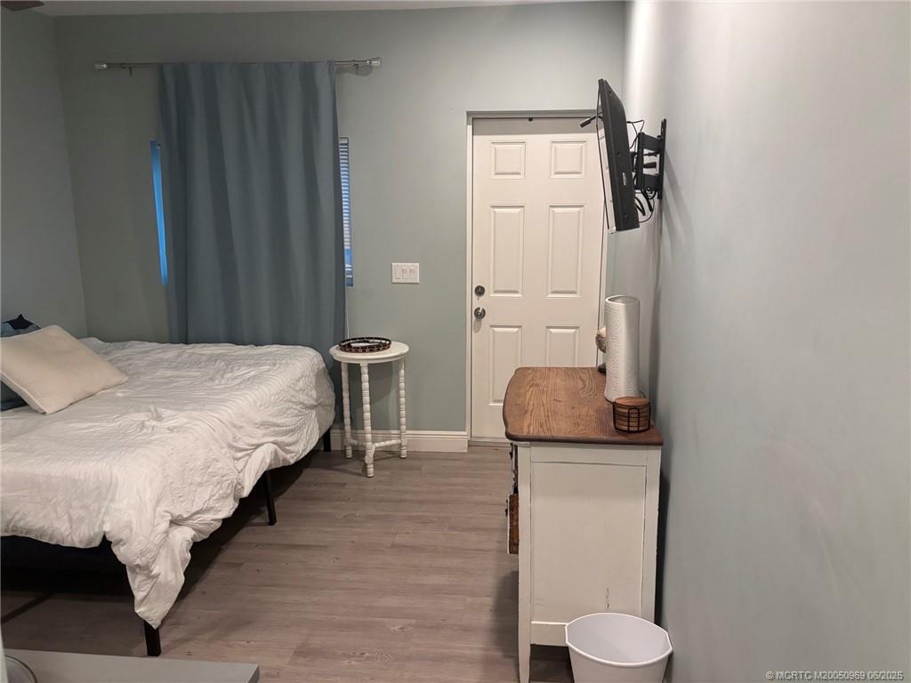 1074 NE Orange Avenue