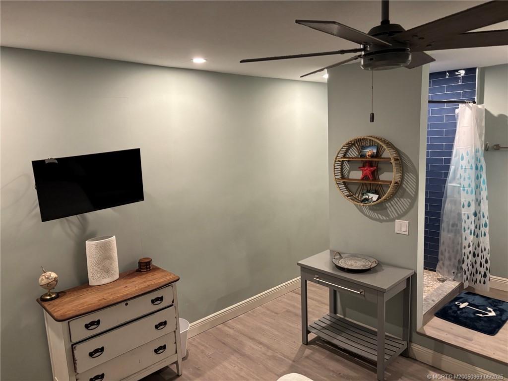 1074 NE Orange Avenue