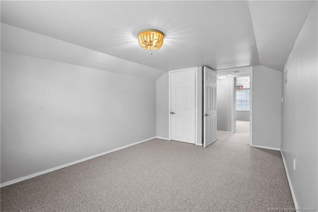 5550 SE Colee Avenue