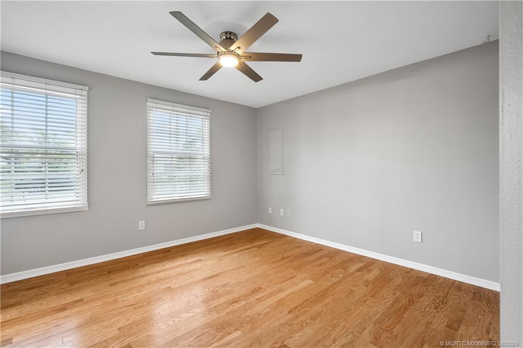 5550 SE Colee Avenue