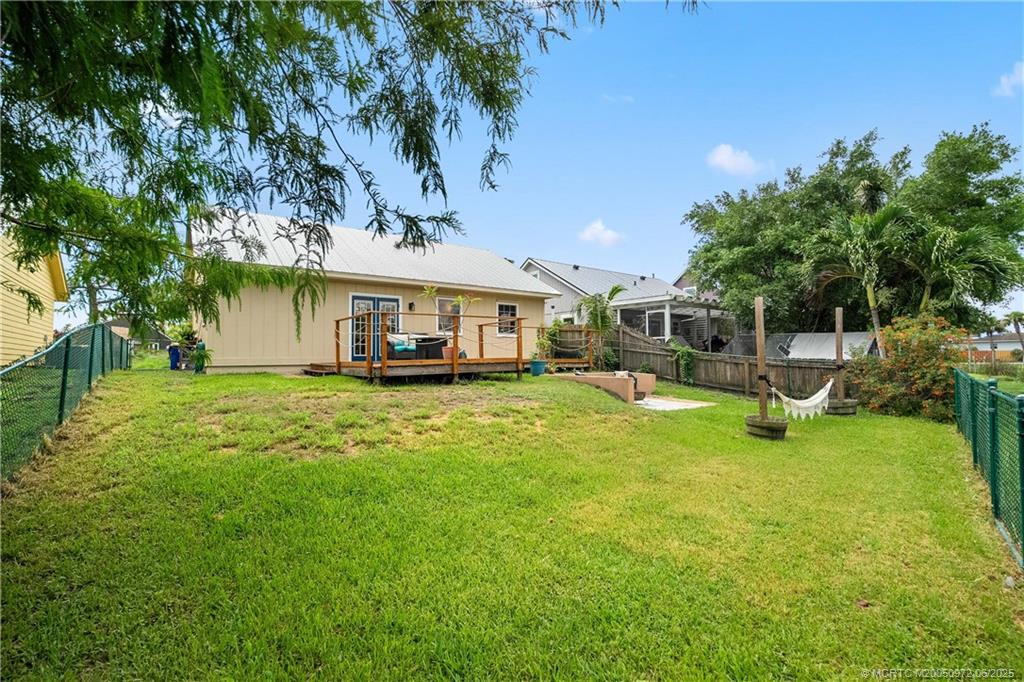 5550 SE Colee Avenue