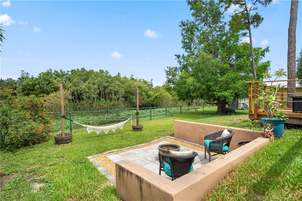 5550 SE Colee Avenue