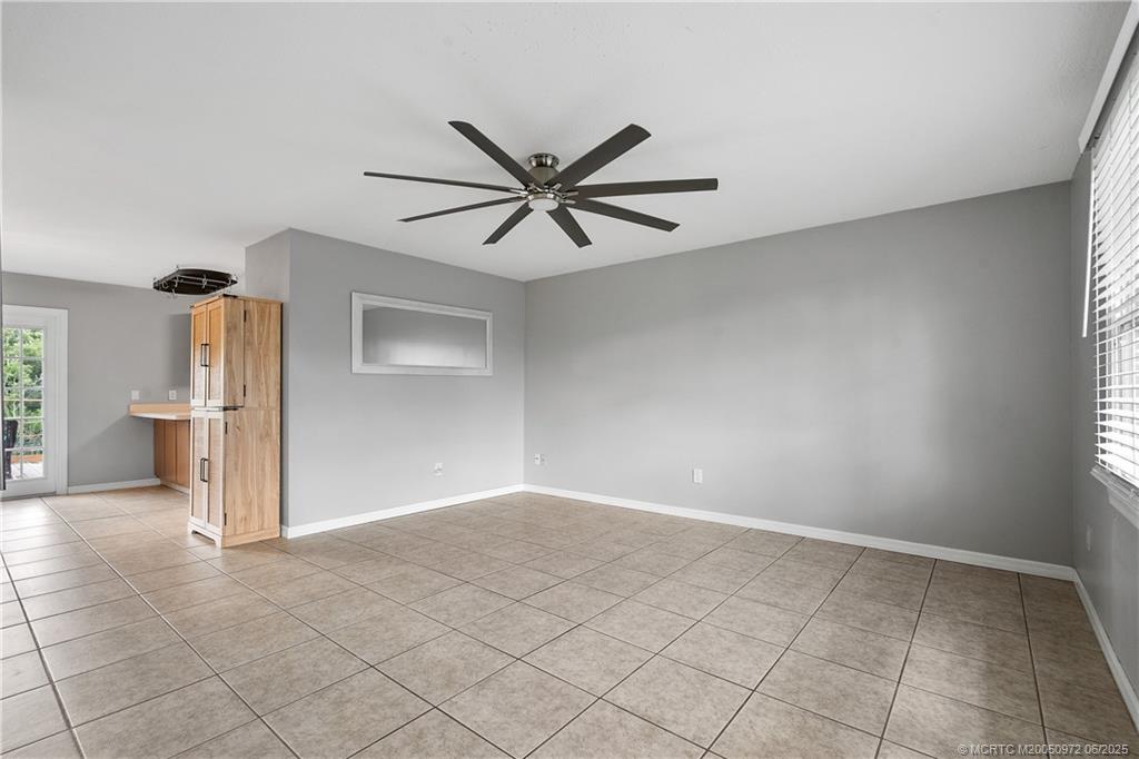 5550 SE Colee Avenue