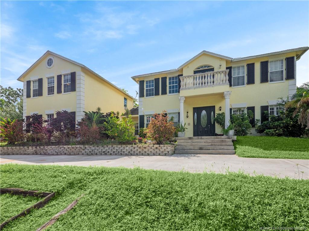 11013 SW Redwing Drive