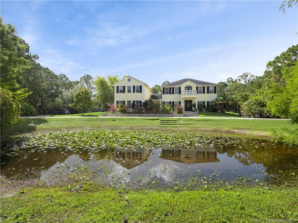 11013 SW Redwing Drive