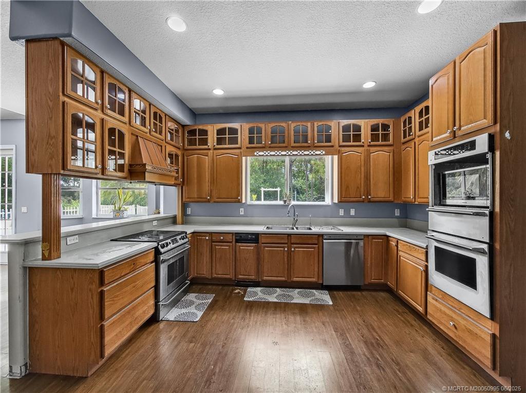 11013 SW Redwing Drive