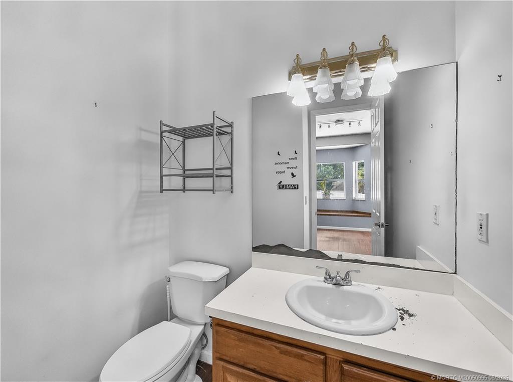 11013 SW Redwing Drive