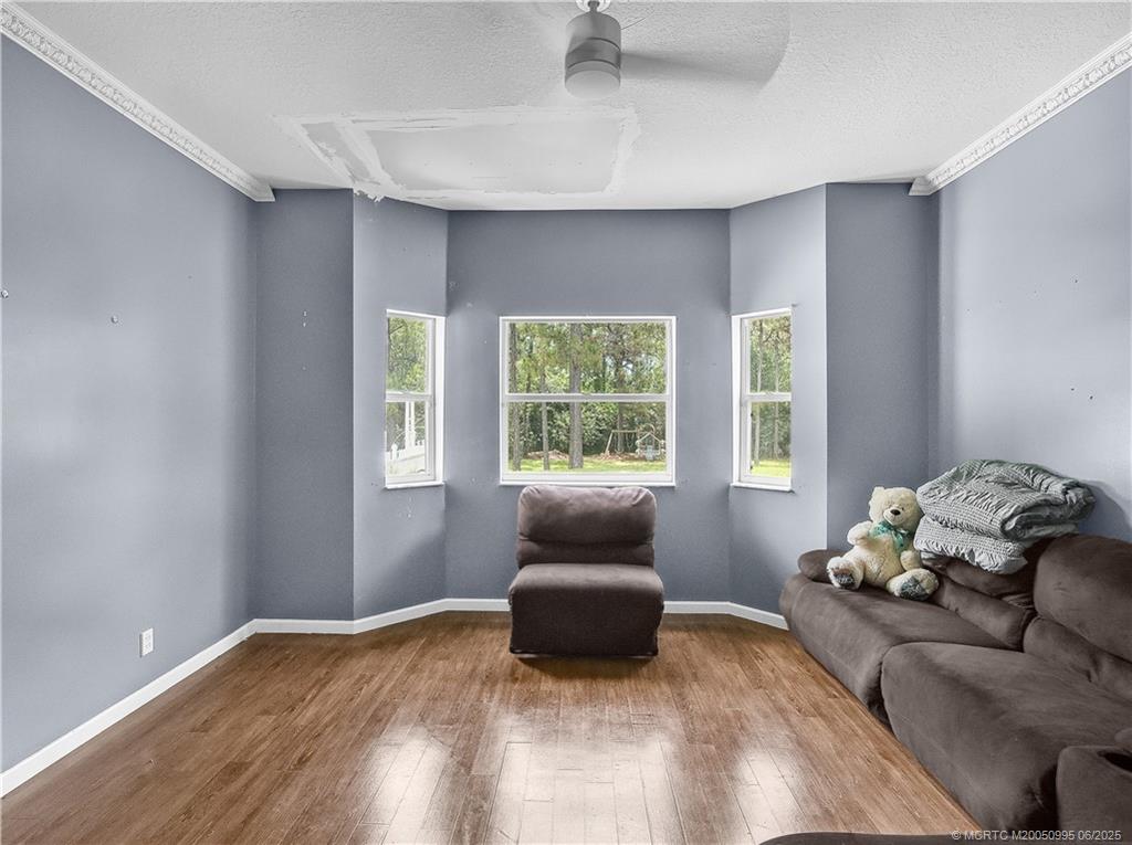 11013 SW Redwing Drive