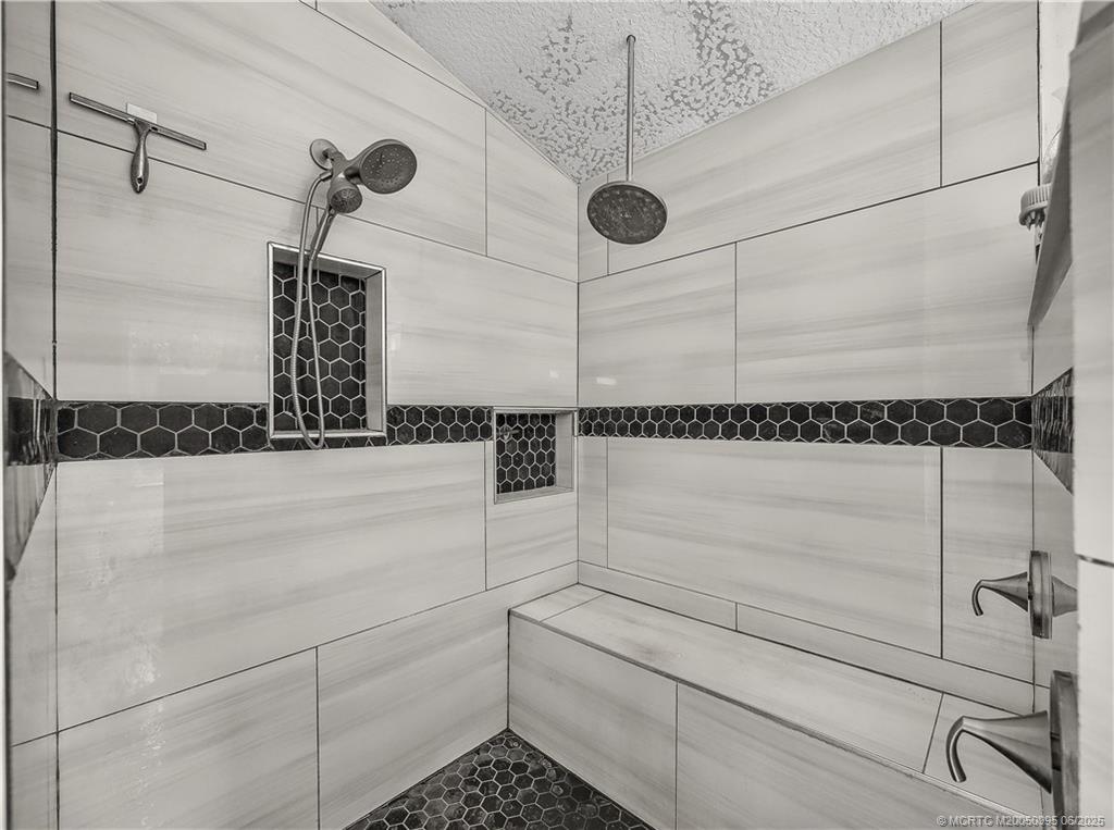 11013 SW Redwing Drive