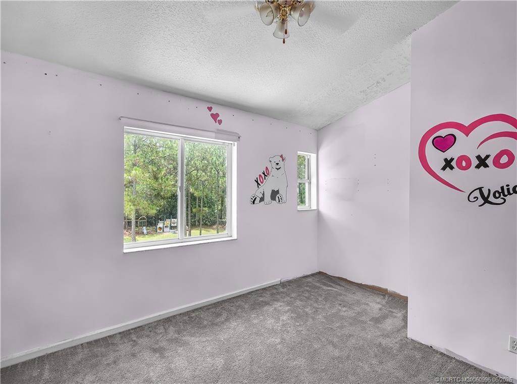 11013 SW Redwing Drive