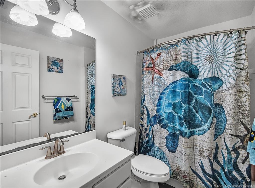 11013 SW Redwing Drive