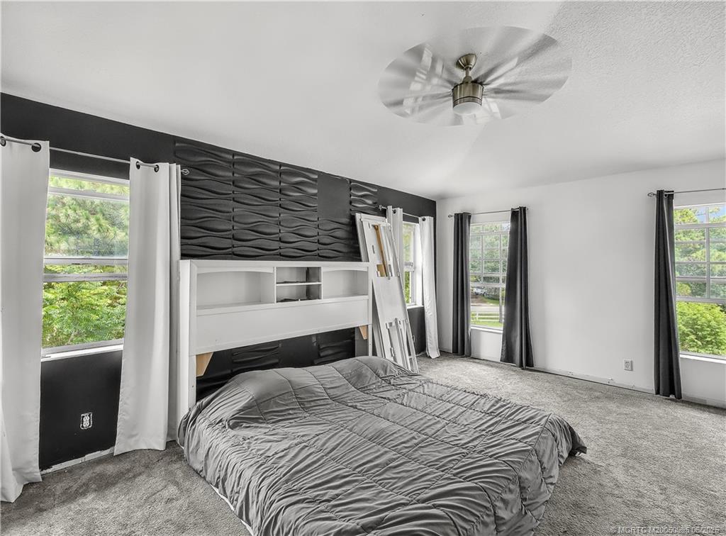 11013 SW Redwing Drive