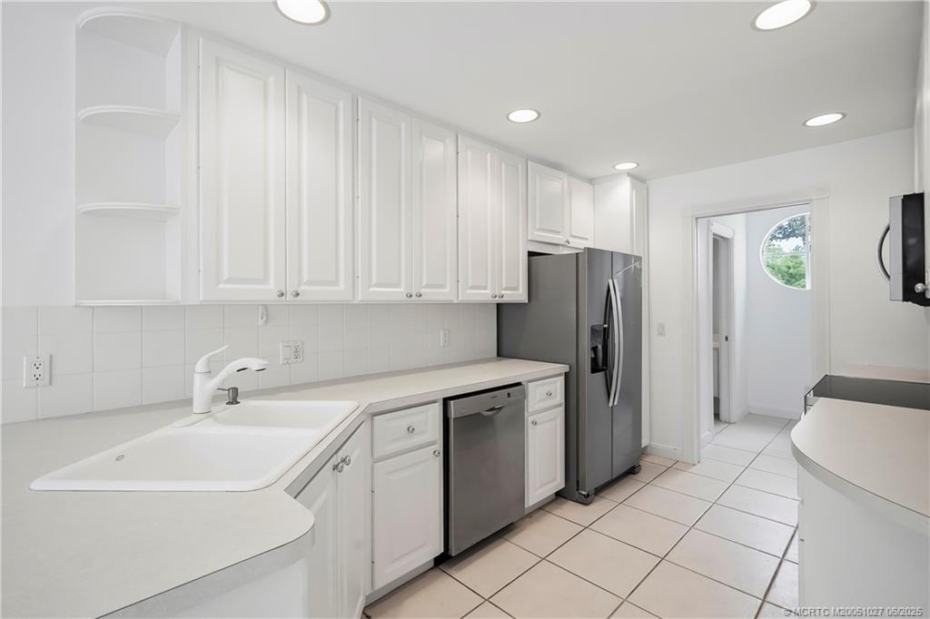 110 Santa Barbara Way