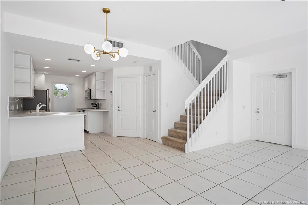 110 Santa Barbara Way