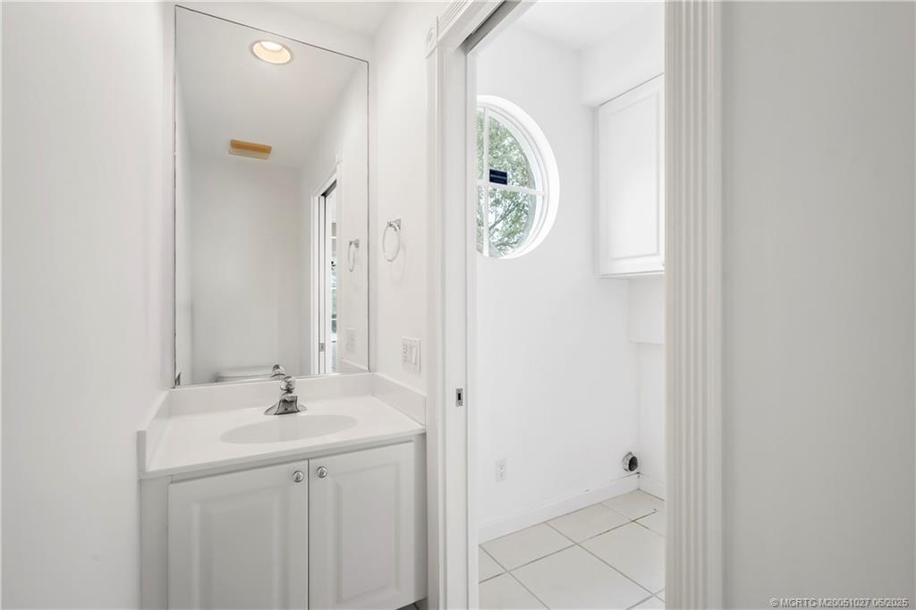 110 Santa Barbara Way