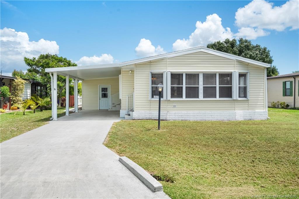 2857 SW Toronado Trail