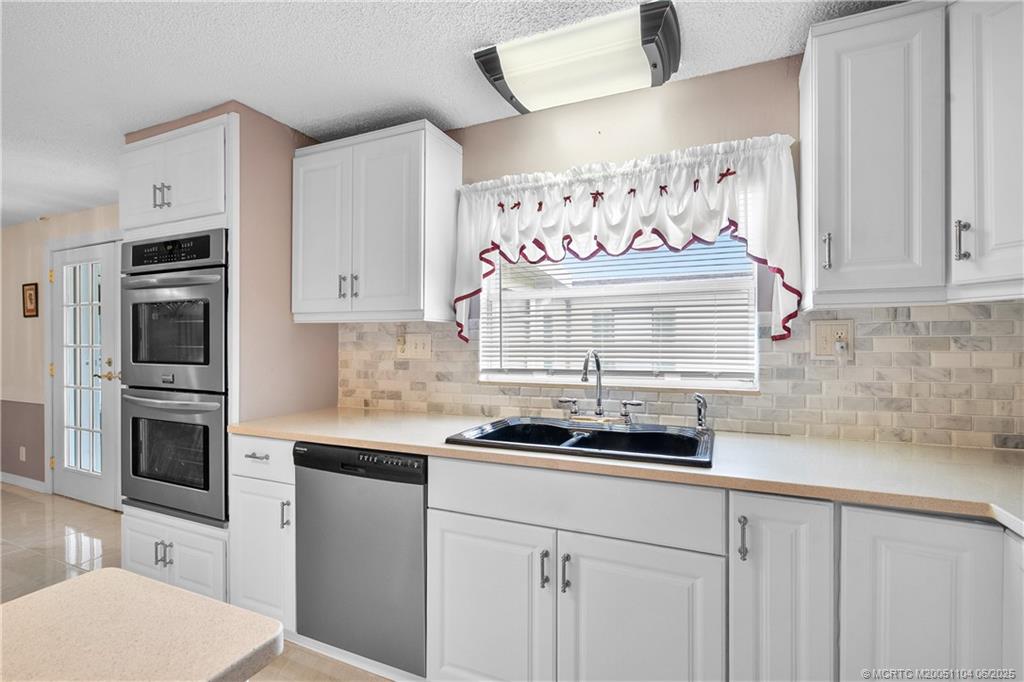 2857 SW Toronado Trail