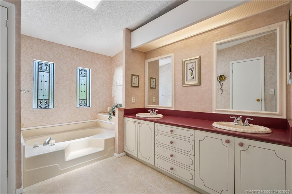 2857 SW Toronado Trail