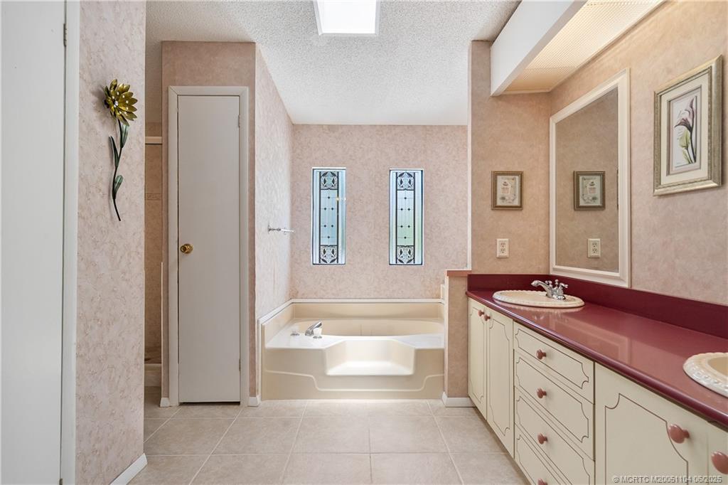 2857 SW Toronado Trail