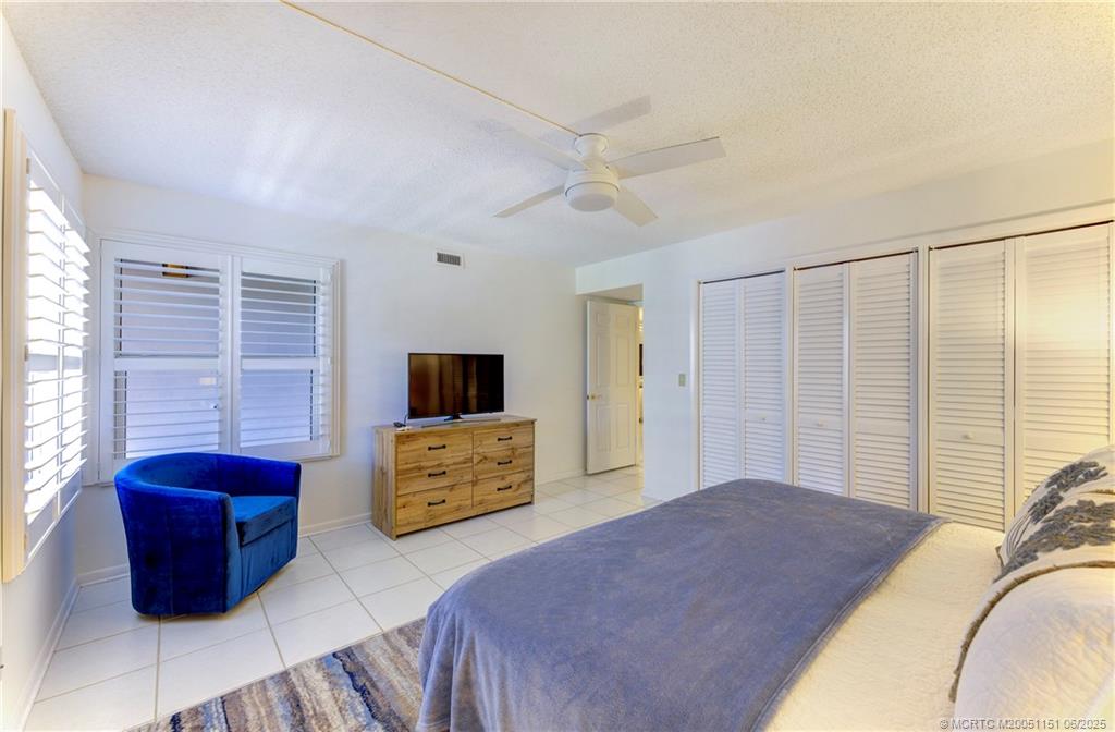 2571 NE Ocean Blvd 104