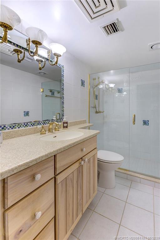 2571 NE Ocean Blvd 104