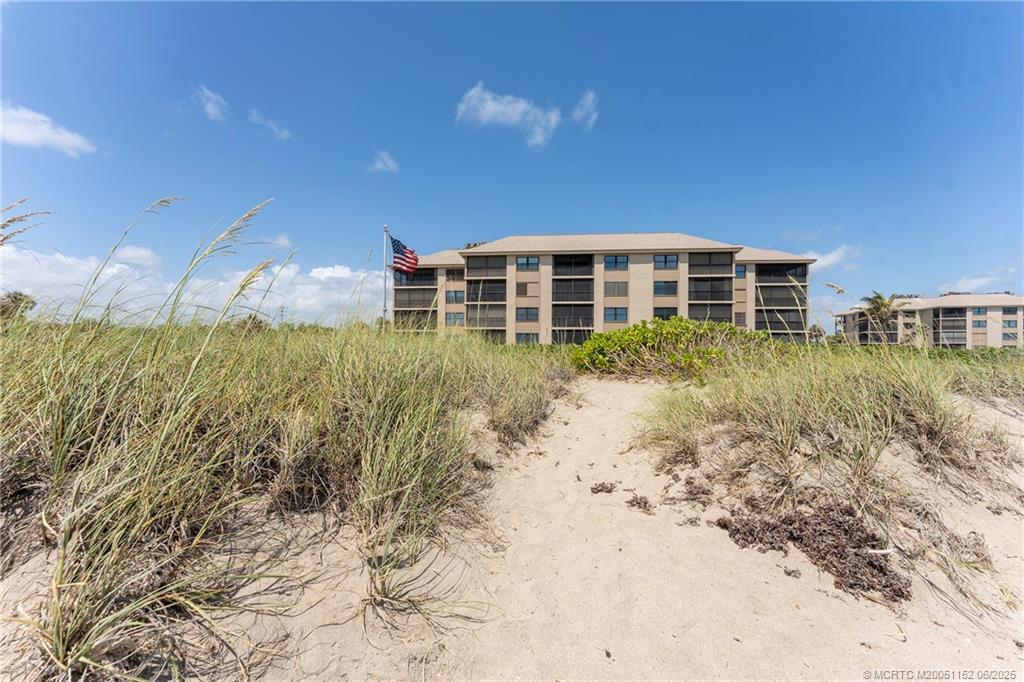 2571 NE Ocean Blvd 104