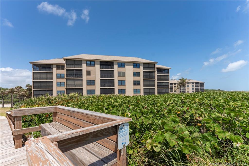 2571 NE Ocean Blvd 104