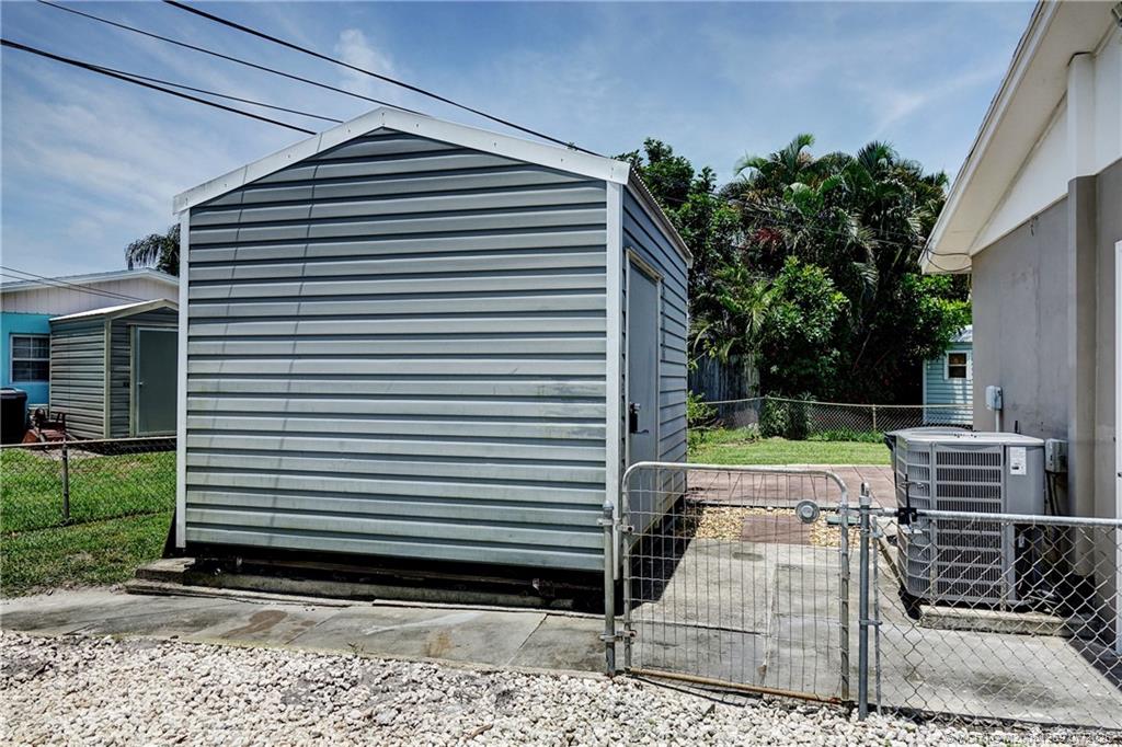 4701 SE Edison Avenue