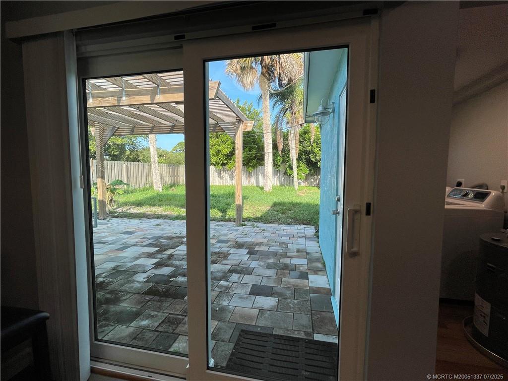 406 SE Robalo Ct