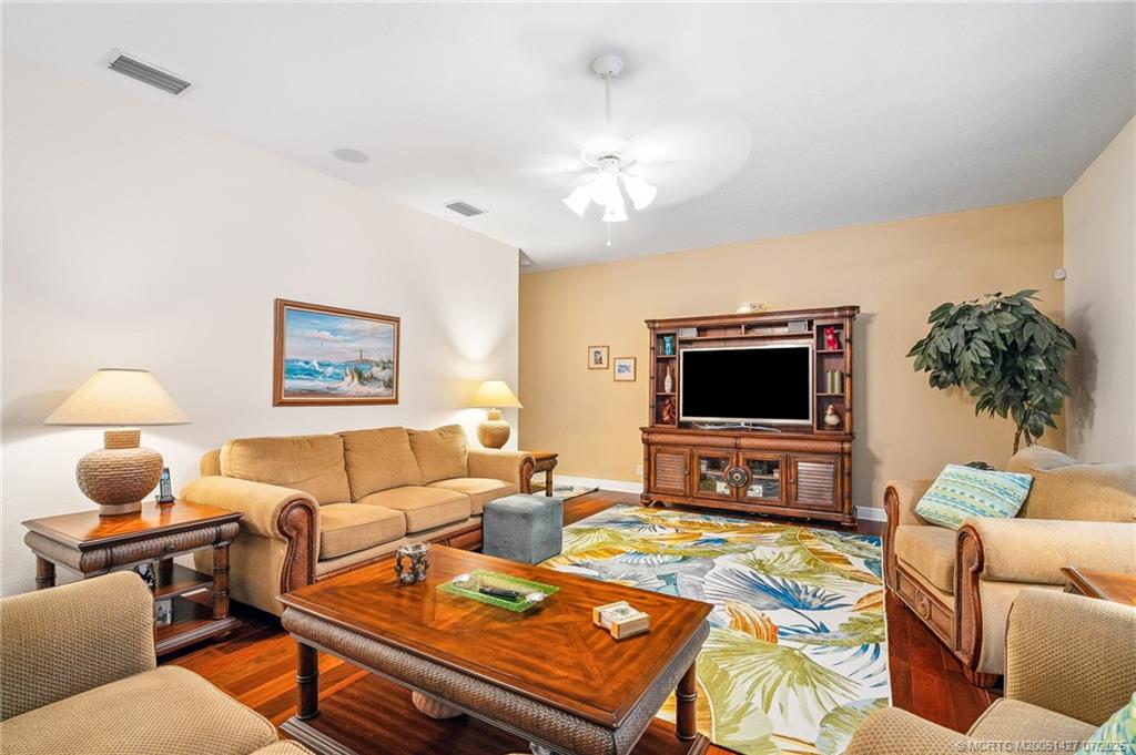 2059 SW Panther Trace