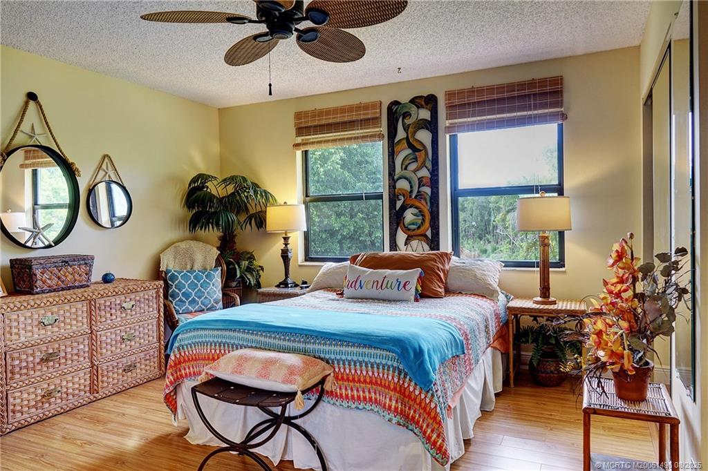 9425 S Ocean Drive 72