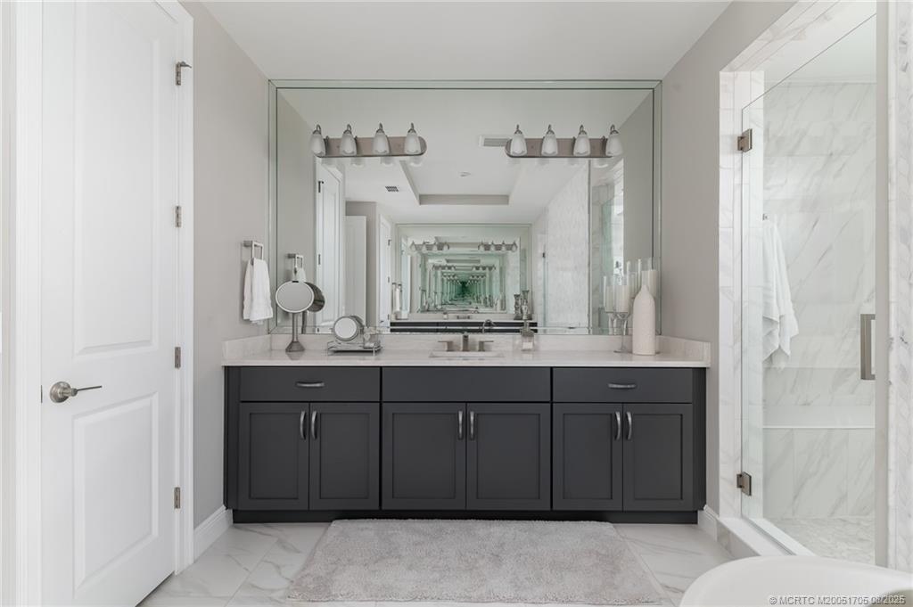 1280 NE Langford Lane