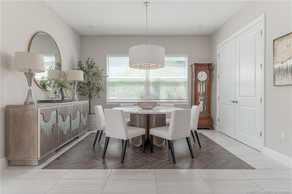 1280 NE Langford Lane