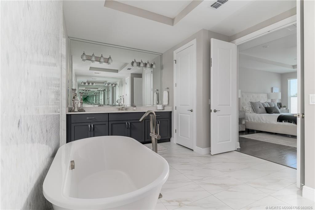 1280 NE Langford Lane