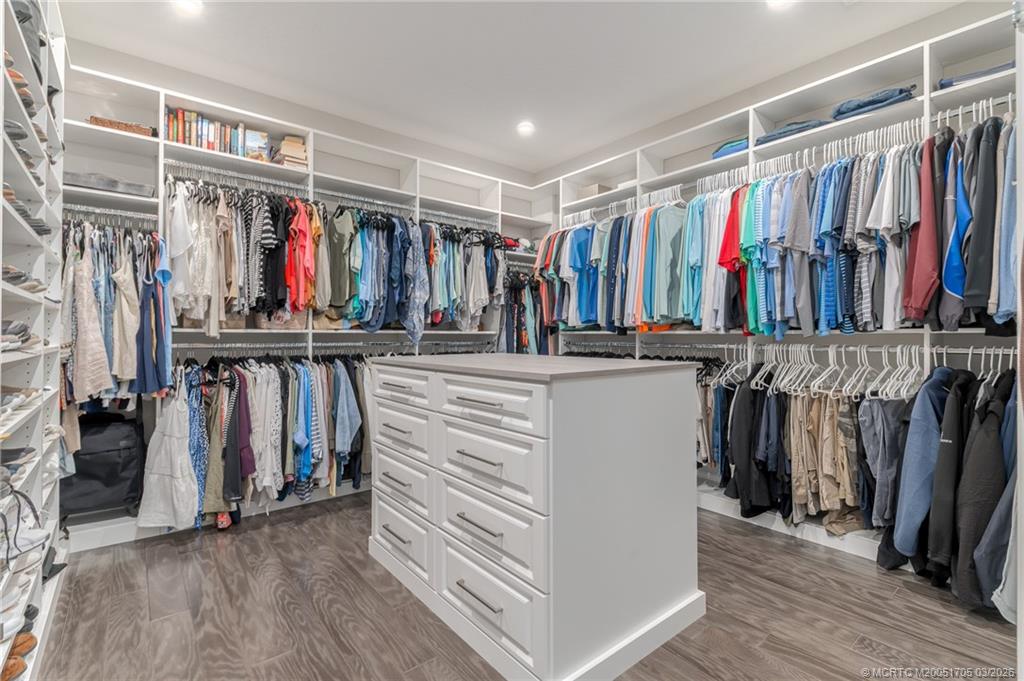 1280 NE Langford Lane