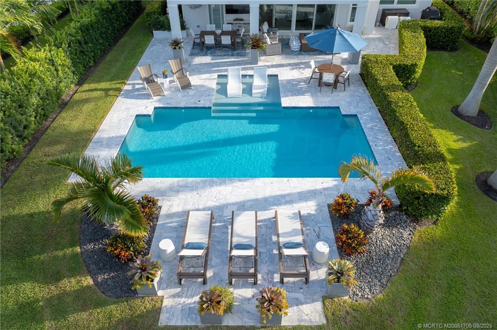 1280 NE Langford Lane