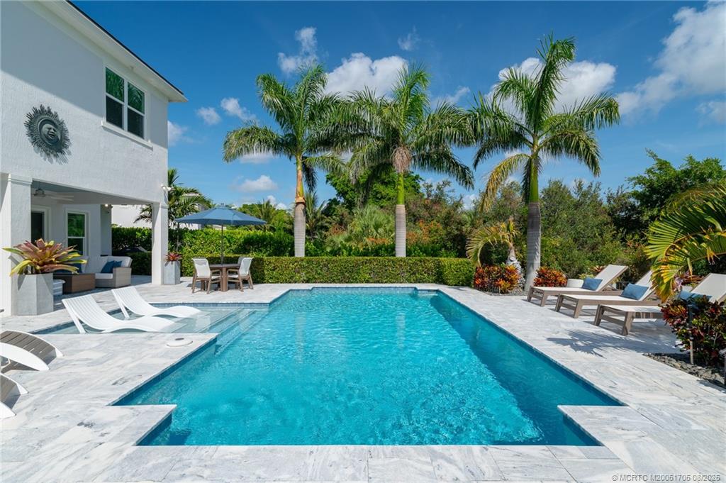 1280 NE Langford Lane