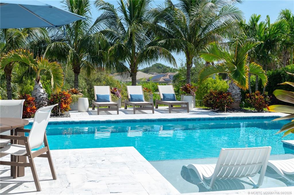 1280 NE Langford Lane