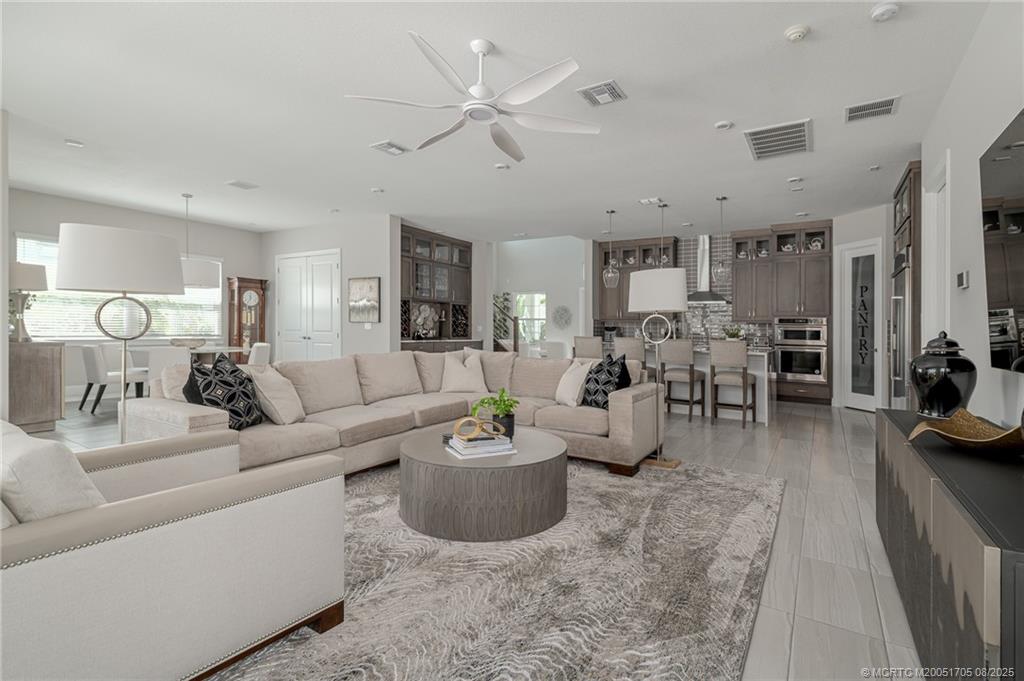 1280 NE Langford Lane