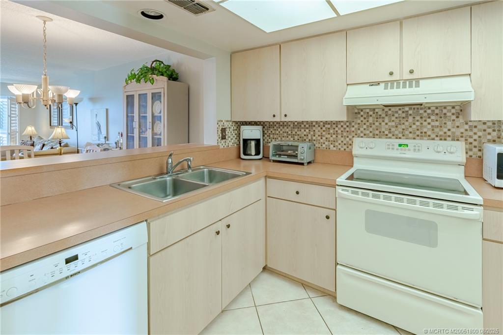 9490 S Ocean Drive 712