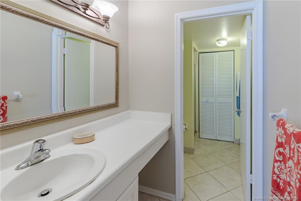 9490 S Ocean Drive 712