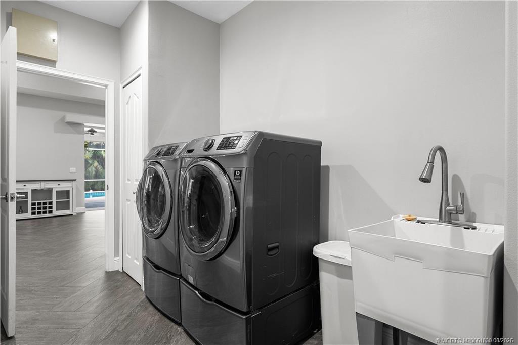 1781 SW Whipple Avenue