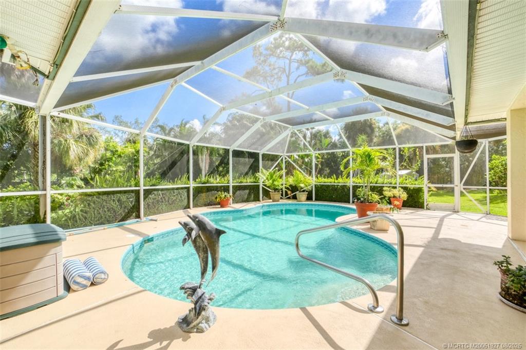 1171 SE Buttonwood Circle