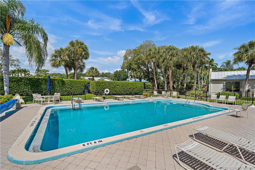 3901 SE Saint Lucie Blvd #18