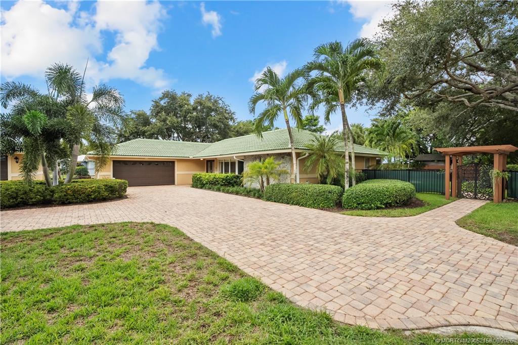 2164 SE Saint Lucie Blvd